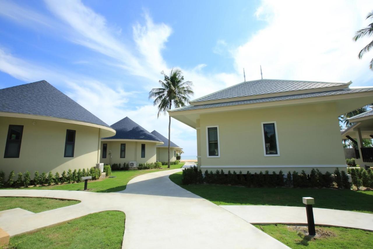 Wis Beach Khanom Exterior foto